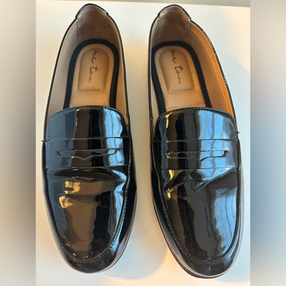 Me Too Black Patent Vegan Loafers. Size 9. Excellent condition